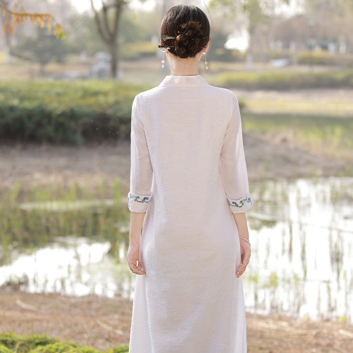 Modernized Chinese Dress with A Loose Fit V-Neck and Silk-Linen Blue / XXL Modernized Chinese Dress with A Loose Fit V-Neck and Silk-Linen Blue / XXL