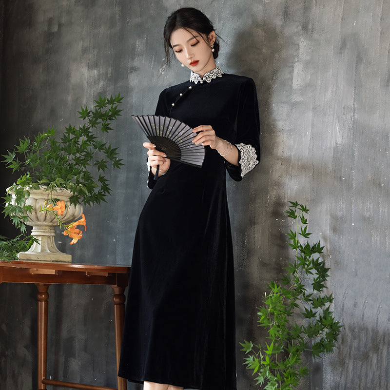 Velvet Slim-Fit Modern Chinese Style Qipao Dress - Long Sleeve Autumn Winter Wear Black / L Velvet Slim-Fit Modern Chinese Style Qipao Dress - Long Sleeve Autumn Winter Wear Black / L