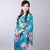 Traditioneller japanischer Kimono mit Blumenmuster für Damen