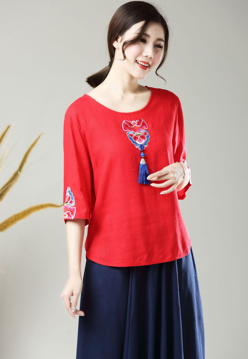 Round Neck Floral Embroidery Loose Chinese Blouse with Tassel