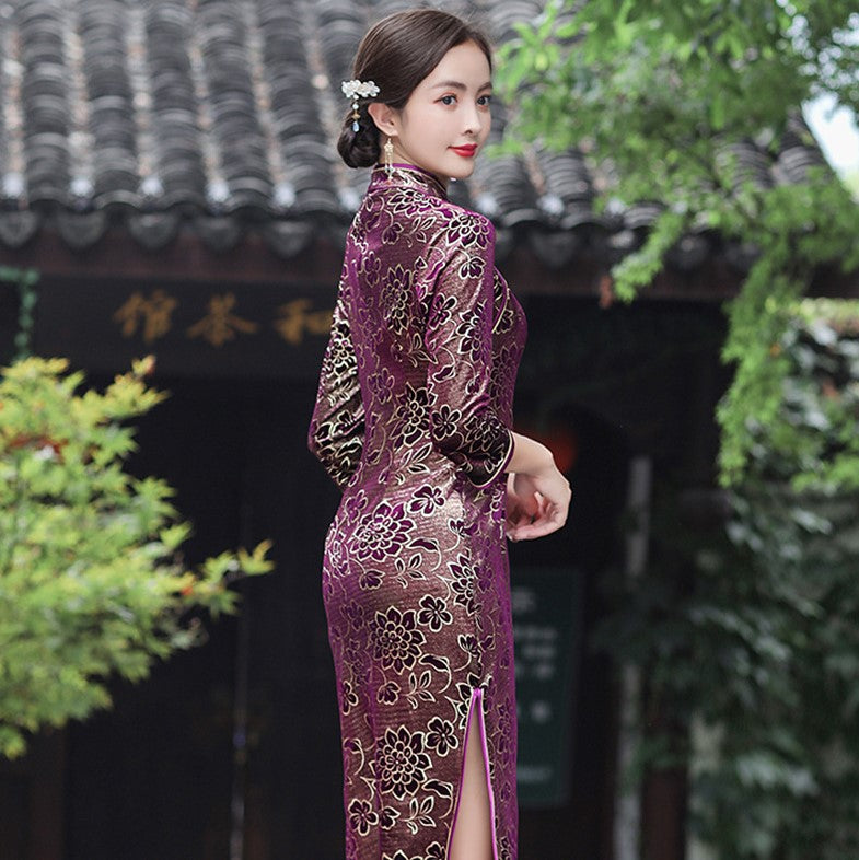 3/4 Sleeve Knee Length Floral Velvet Cheongsam Chinese Dress 3/4 Sleeve Knee Length Floral Velvet Cheongsam Chinese Dress