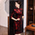 Vestido chino cheongsam de terciopelo floral con manga 3/4 hasta la rodilla