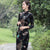 Robe chinoise traditionnelle Cheongsam en velours à manches 3/4 avec motif de feuilles de ginkgo