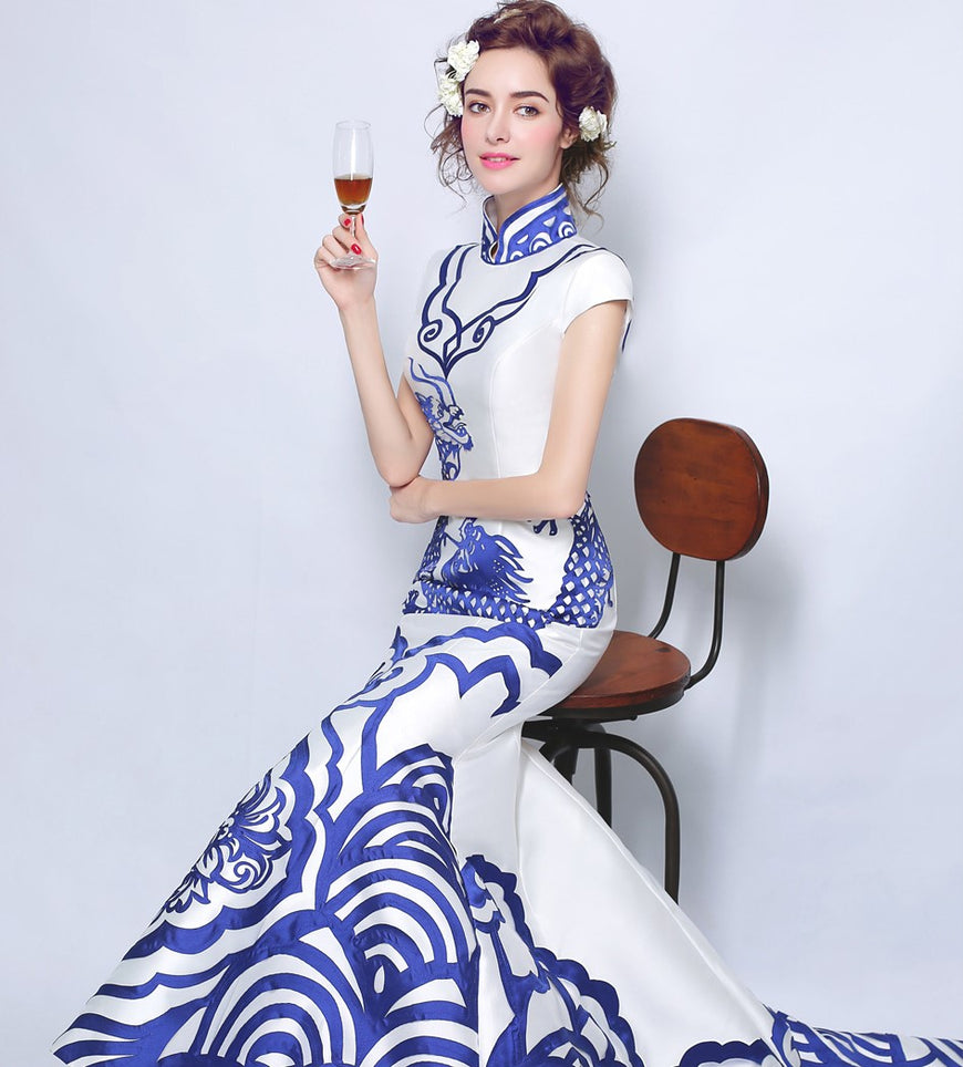 Blue & White Porcelain Pattern Chinese Style Wedding Dress with Cathedral Train