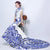 Vestido de novia de estilo chino con patrón de porcelana azul y blanca con cola de catedral
