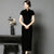 Tee-Länge Samt Cheongsam Qipao Kleid mit Flügelärmeln