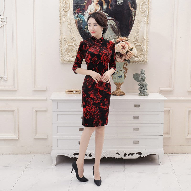 Half Sleeve knee Length Floral Velvet Cheongsam Chinese Dress