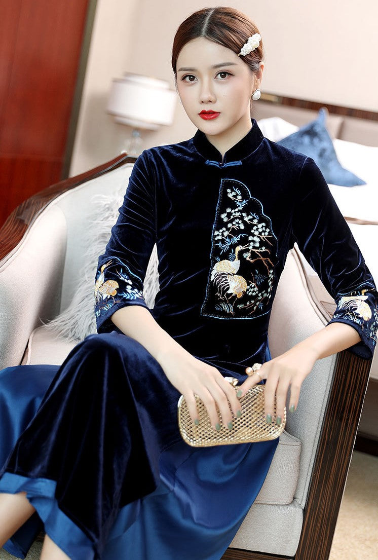 3/4 Sleeve Crane & Floral Embroidery Velvet A-line Aodai Chinese Dress