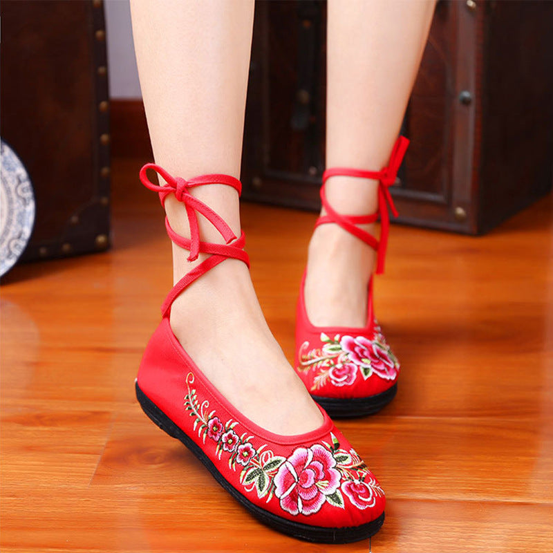 Lace Up Traditional Chinese Floral Embroidery Shoes – IDREAMMART
