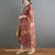 Traditionelles chinesisches Hanfu-Kostüm aus Baumwolle mit V-Ausschnitt und Blumensignatur