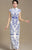 Col Mandarin Cap Sleeve Bleu et Blanc Porcelaine Motif Cheongsam Robe Chinoise