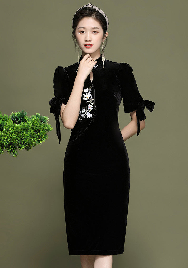 Floral Embroidery Velvet Cheongsam Chinese Style Pencil Dress