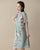 Blumenstickerei Illusion Ärmel Echte Seide Moderne Cheongsam Chinesisches Kleid