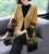 Manteau de mère en tricot à fleurs de style chinois à manches 3/4 et col en V