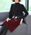 Abito con base in maglia floreale a trapezio con collo alto e lunghezza al ginocchio