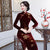 Vestido de madre de estilo chino cheongsam de terciopelo floral de manga larga