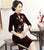 Vestido de madre cheongsam de terciopelo con apliques florales en el cuello con agujero de llave