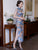 Robe chinoise moulante traditionnelle Cheongsam en mélange de soie florale à mancherons