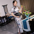Fächermuster Mandarinkragen Kurzarm Traditionelles Cheongsam Chinesisches Kleid