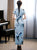 Robe chinoise traditionnelle Cheongsam à manches courtes et col mandarin