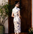 Robe chinoise à fleurs traditionnelle Cheongsam à manches longues