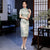 Robe chinoise traditionnelle à manches courtes Cheongsam longueur genou