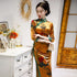 Robe chinoise traditionnelle en velours à fleurs Cheongsam sur toute la longueur à manches 3/4