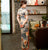 3/4 Ärmel in voller Länge traditionelles chinesisches Cheongsam Samtkleid mit Spitzenkante