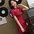 Chinesisches Cheongsam-Kleid aus Brokat mit Illusionsausschnitt und Blumenstickerei