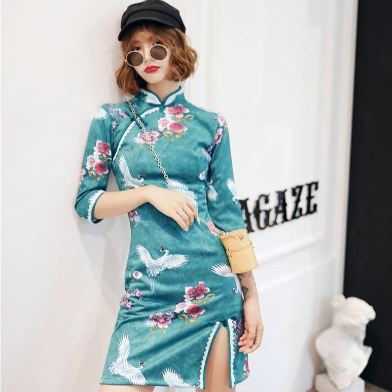 Half Sleeve Knee Length Floral Suede Modern Cheongsam Chinese Dress Half Sleeve Knee Length Floral Suede Modern Cheongsam Chinese Dress