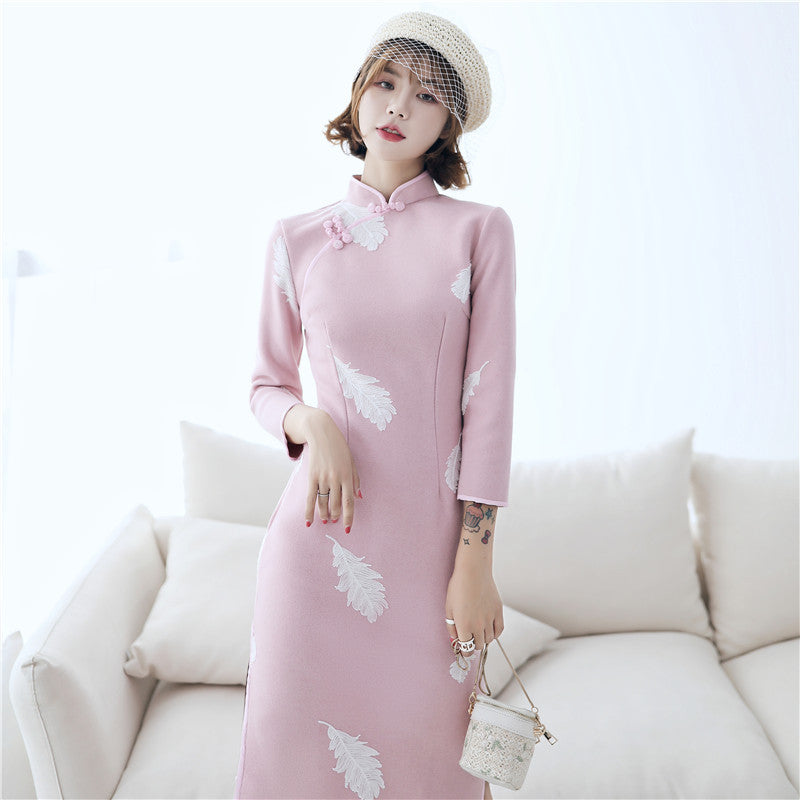 3/4 Sleeve Knee Length Woolen Cheongsam Chinese Dress with Feather Pattern