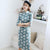 Chinesisches Cheongsam-Kleid aus Baumwolle mit 3/4-Ärmeln und Kreismuster