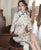 Vestido de día largo hasta la rodilla cheongsam tradicional de gamuza floral con borde de encaje