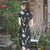 Kurzärmliges modernes Cheongsam Chic Mädchenkleid mit floraler Spitzenapplikation