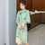 Modernes Cheongsam-Chic-Tageskleid aus Samt mit Trompetenärmeln
