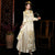 Broderie florale à double manche jupe plissée costume de mariage chinois traditionnel