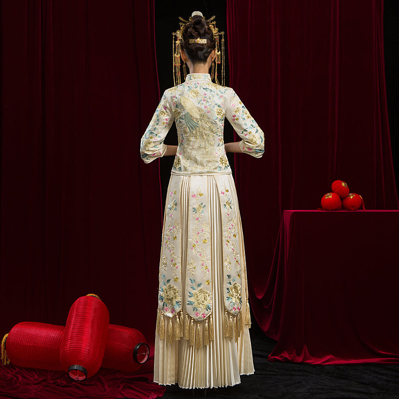Peacock Embroidery 3/4 Sleeve Retro Chinese Wedding Suit with Tassels