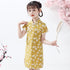 Mini vestido chino floral cheongsam de la muchacha de la manga del casquillo del cuello mandarín