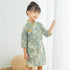 Robe chinoise Cheongsam pour enfants à motif d'éventails orientaux