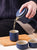 Retro chinesisches Reiseset aus schwarzer Keramik mit Teekanne und Tassen
