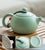 Reiseset aus traditioneller chinesischer Keramik mit Teekannen & Caddy