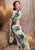 Traditionelles langes chinesisches Cheongsam-Kleid für moderne und intellektuelle Frauen