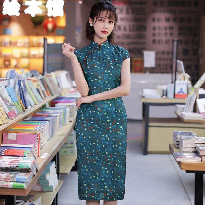 chinese dress for ladies Vintage Floral Lace Cheongsam Side Slit Midi Women Discover the timeless beauty of the Chinese Style Classic Blue and White Porcelain Print Cheongsam Dress for Women National Style Chinese Dress Ladies