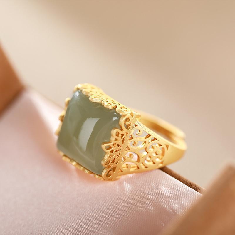 Pendientes dorados estilo chino de jade blanco con forma de gota de ag –  IDREAMMART