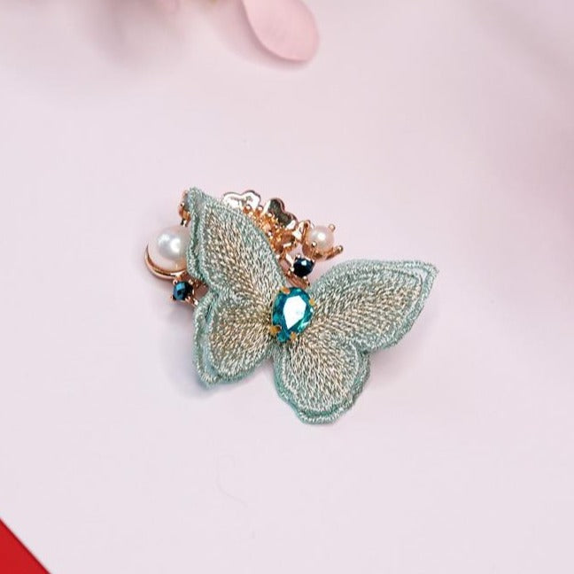 Butterfly Shape Embroidery Gilding Brooch
