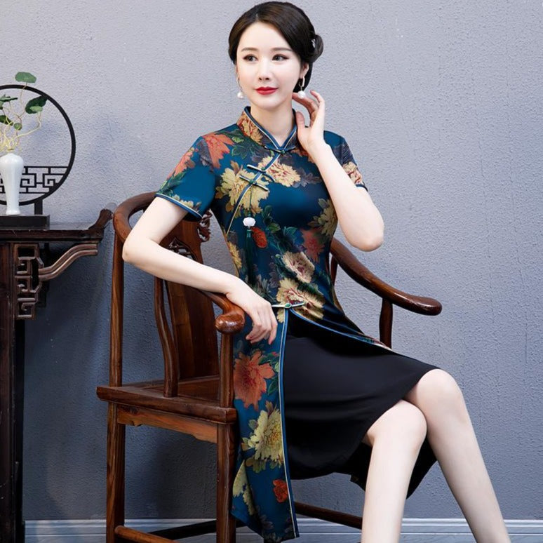 Short Sleeve Cheongsam Top Knee Length Floral Ao Dai Dress with Tassel