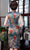 Flügelärmeliges, knielanges chinesisches Cheongsam-Kleid aus Seide mit Blumenmuster